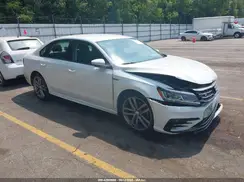1WVAA7A33JC049614 2018 VOLKSWAGEN PASSAT