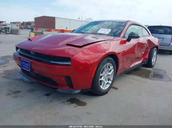 2C3CDBCK0SR563444 2025 DODGE CHARGER - Image 2