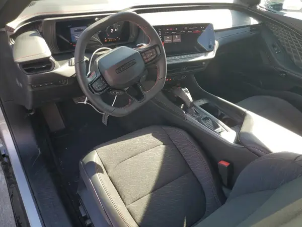 2C3CDBCK2SR565955 2025 DODGE CHARGER - Image 8