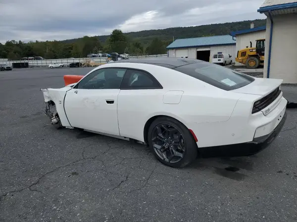 2C3CDBCK7SR543093 2025 DODGE CHARGER - Image 2