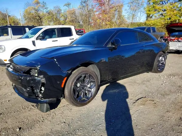 2C3CDBCK9SR543354 2025 DODGE CHARGER - Image 1