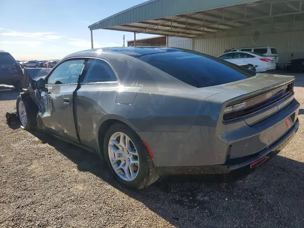 2C3CDBCKXSR536879 2025 DODGE CHARGER - Image 2