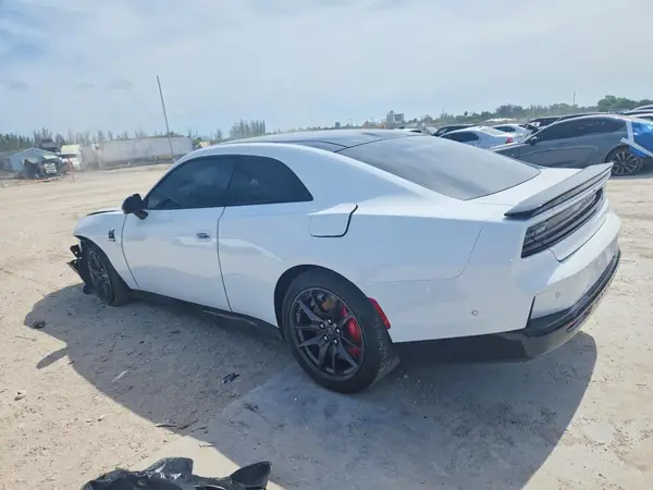 2C3CDBDK1RR208565 2024 DODGE CHARGER - Image 2