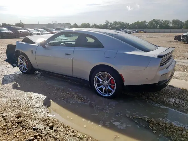 2C3CDBDK6RR208111 2024 DODGE CHARGER - Image 2