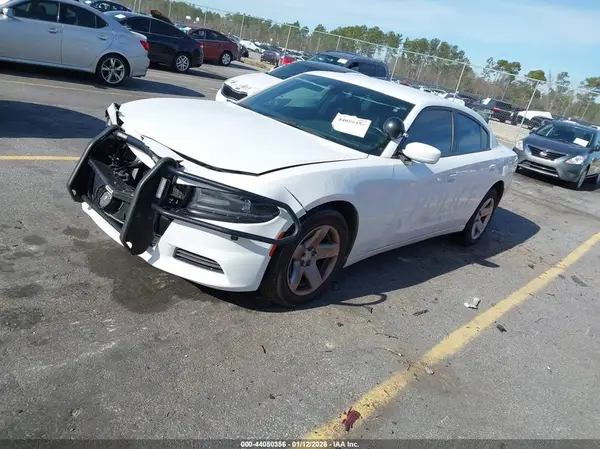 2C3CDXAG0KH646888 2019 DODGE CHARGER - Image 2