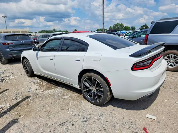 2C3CDXAT2GH205008 2016 DODGE CHARGER - Image 2