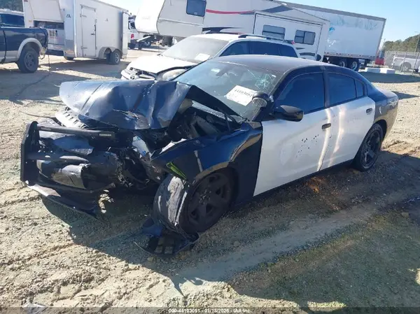 2C3CDXAT2JH180070 2018 DODGE CHARGER - Image 2