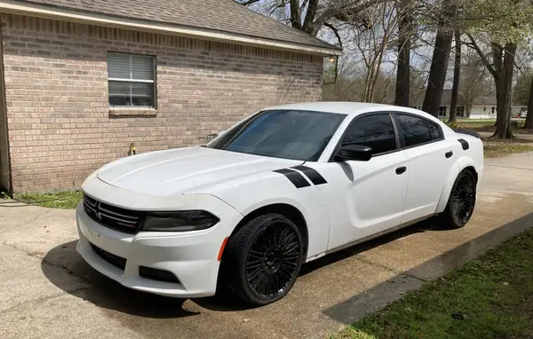 2C3CDXAT2JH283022 2018 DODGE CHARGER - Image 2
