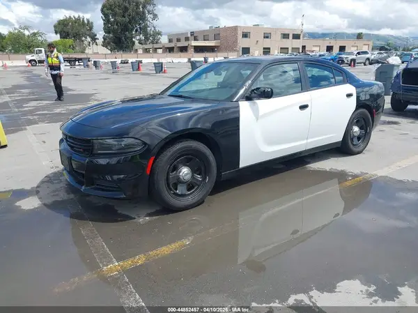 2C3CDXAT2PH635783 2023 DODGE CHARGER - Image 2