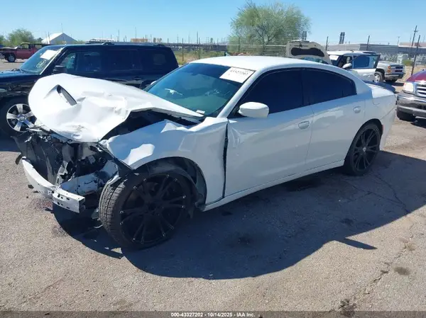 2C3CDXAT3JH180904 2018 DODGE CHARGER - Image 2