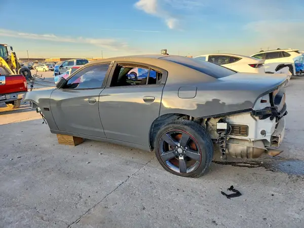 2C3CDXAT4JH255870 2018 DODGE CHARGER - Image 2