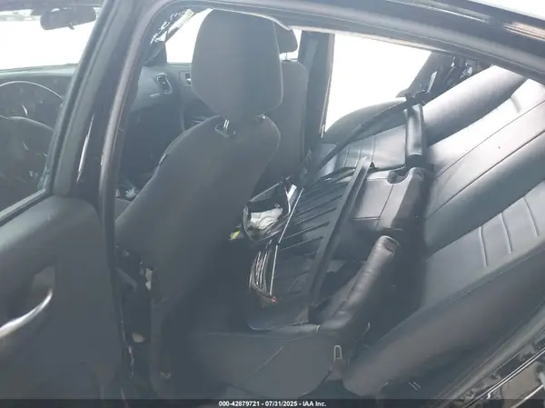 2C3CDXAT4PH651502 2023 DODGE CHARGER - Image 8