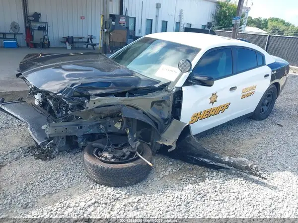2C3CDXAT4PH653735 2023 DODGE CHARGER - Image 2