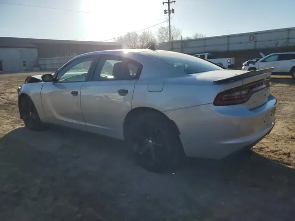 2C3CDXAT5GH262643 2016 DODGE CHARGER - Image 2