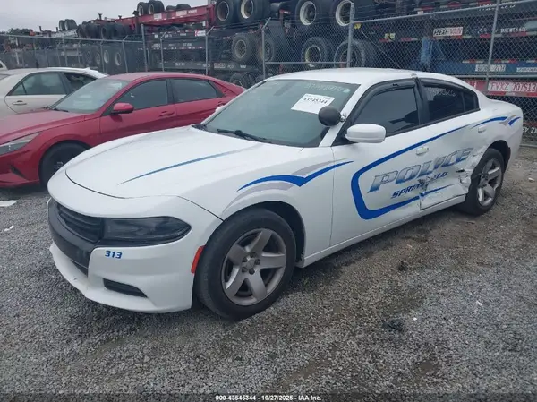 2C3CDXAT6KH688754 2019 DODGE CHARGER - Image 2