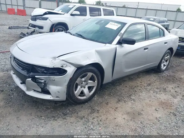 2C3CDXAT8GH223318 2016 DODGE CHARGER - Image 2
