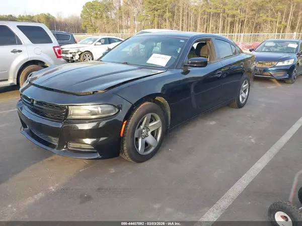 2C3CDXAT8GH325153 2016 DODGE CHARGER - Image 2