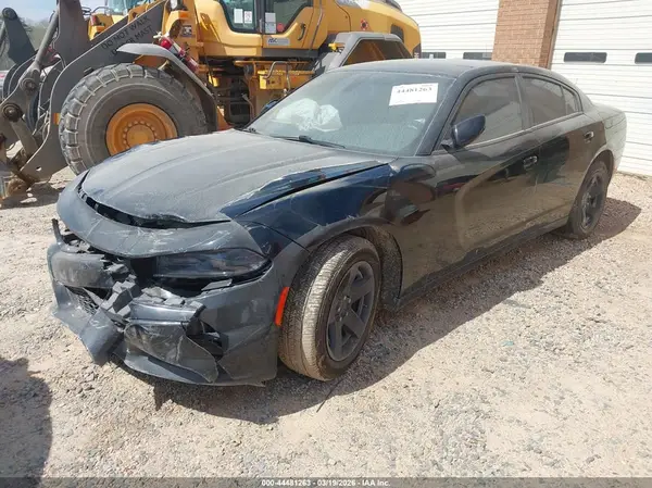 2C3CDXAT8HH535575 2017 DODGE CHARGER - Image 2