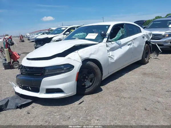 2C3CDXAT9PH560516 2023 DODGE CHARGER - Image 2