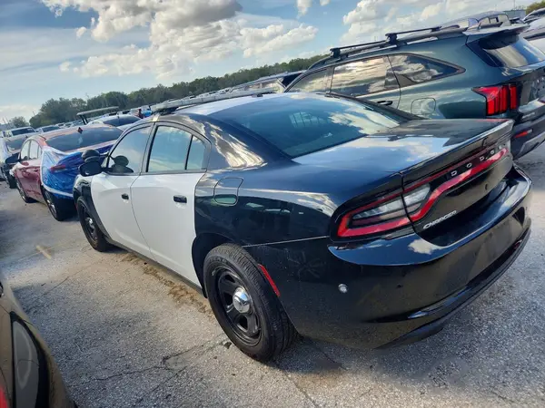 2C3CDXATXMH633050 2021 DODGE CHARGER - Image 2