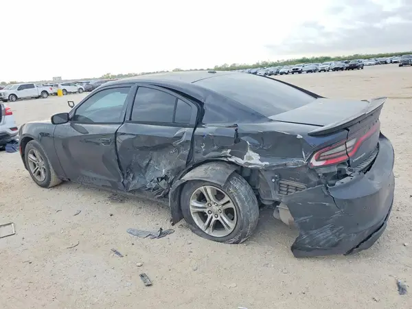 2C3CDXBG0GH192132 2016 DODGE CHARGER - Image 2