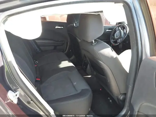 2C3CDXBG0HH525737 2017 DODGE CHARGER - Image 8