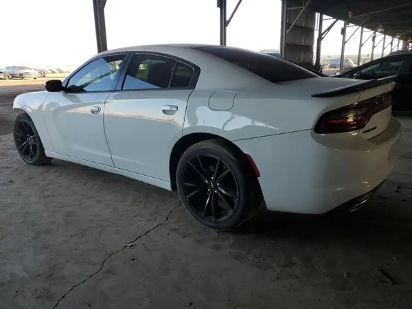 2C3CDXBG0HH593410 2017 DODGE CHARGER - Image 2