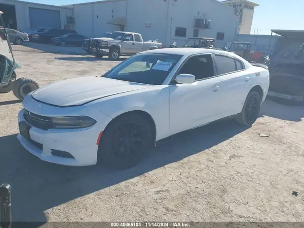 2C3CDXBG0HH612361 2017 DODGE CHARGER - Image 2
