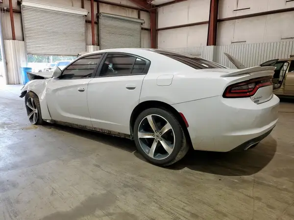 2C3CDXBG0HH627832 2017 DODGE CHARGER - Image 2