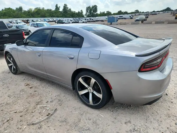2C3CDXBG0HH629774 2017 DODGE CHARGER - Image 2