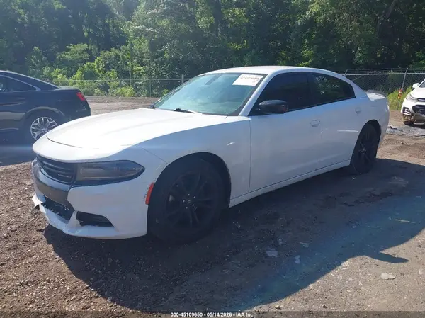 2C3CDXBG0HH643142 2017 DODGE CHARGER - Image 2