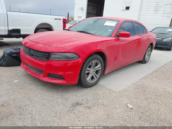 2C3CDXBG0JH173880 2018 DODGE CHARGER - Image 2