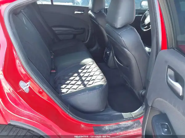 2C3CDXBG0JH185995 2018 DODGE CHARGER - Image 8