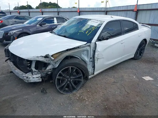 2C3CDXBG0JH186354 2018 DODGE CHARGER - Image 2