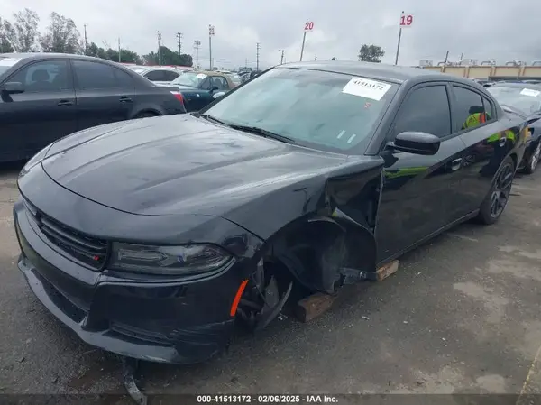 2C3CDXBG0JH206876 2018 DODGE CHARGER - Image 2