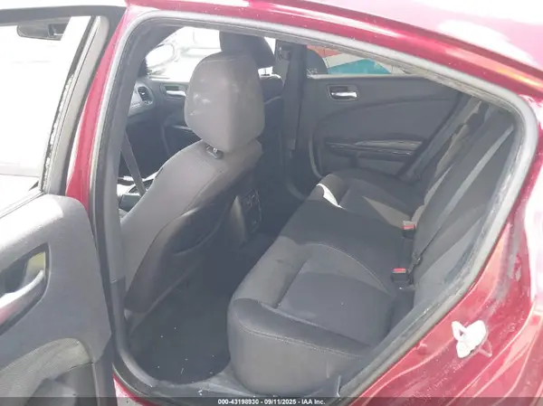 2C3CDXBG0JH221524 2018 DODGE CHARGER - Image 8