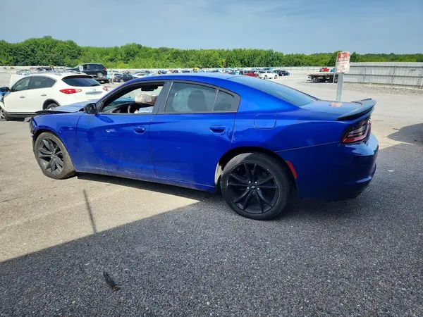 2C3CDXBG0JH329030 2018 DODGE CHARGER - Image 2