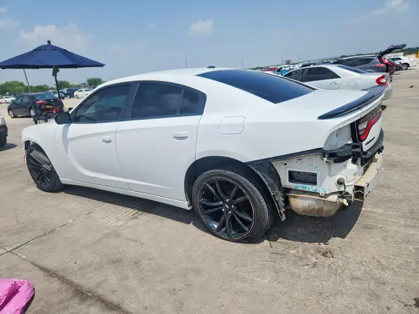 2C3CDXBG0JH329383 2018 DODGE CHARGER - Image 2