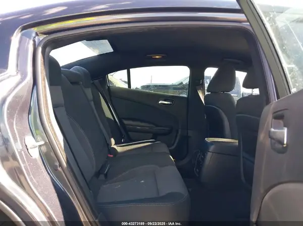 2C3CDXBG0JH335846 2018 DODGE CHARGER - Image 8