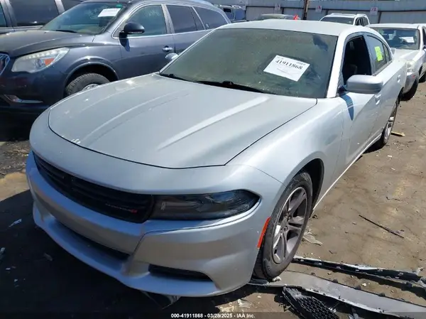 2C3CDXBG0KH572645 2019 DODGE CHARGER - Image 2