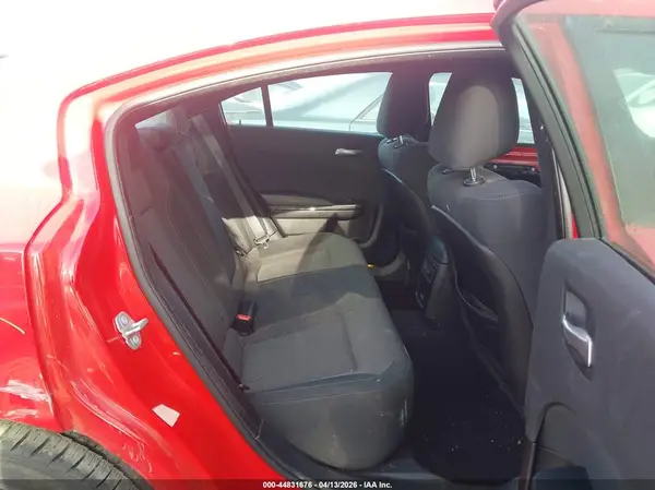 2C3CDXBG0KH588943 2019 DODGE CHARGER - Image 8