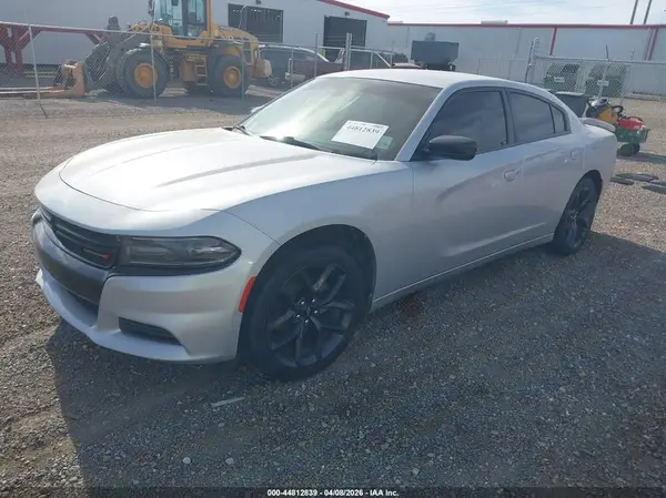 2C3CDXBG0KH615395 2019 DODGE CHARGER - Image 2