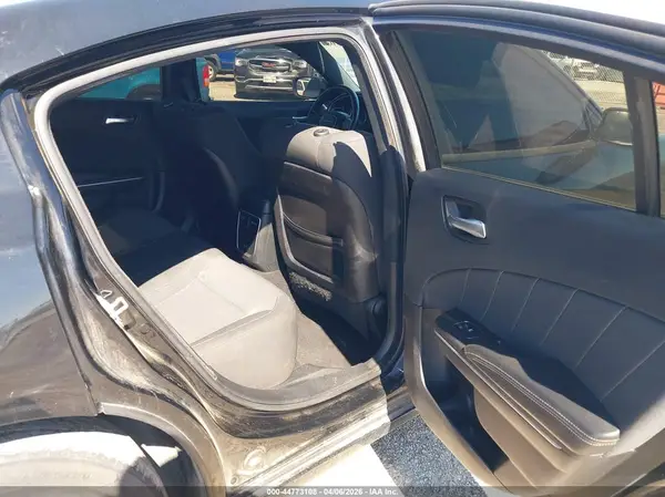 2C3CDXBG0KH626333 2019 DODGE CHARGER - Image 8