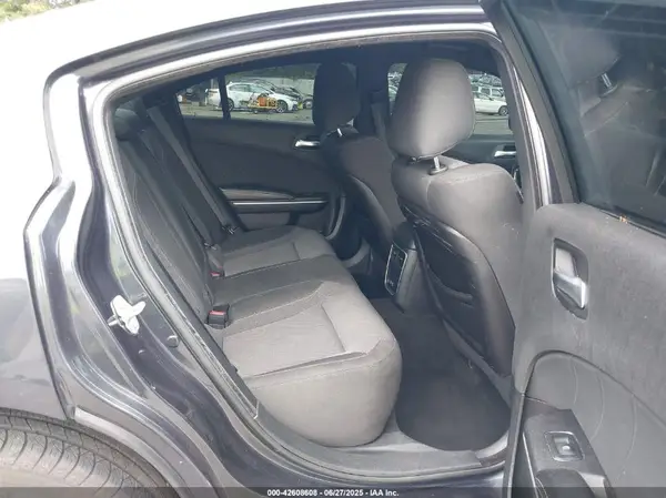 2C3CDXBG0KH644072 2019 DODGE CHARGER - Image 8
