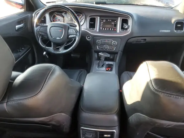 2C3CDXBG0KH655637 2019 DODGE CHARGER - Image 8