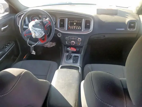 2C3CDXBG0KH674561 2019 DODGE CHARGER - Image 8