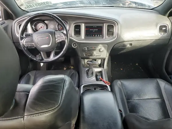 2C3CDXBG0KH688363 2019 DODGE CHARGER - Image 8