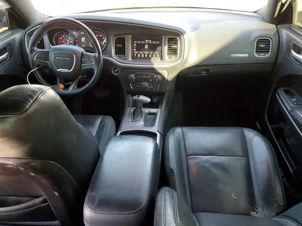 2C3CDXBG0KH692073 2019 DODGE CHARGER - Image 8