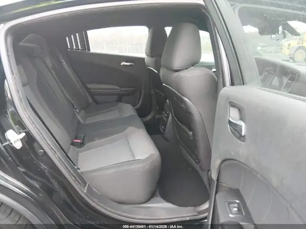 2C3CDXBG0KH692994 2019 DODGE CHARGER - Image 8