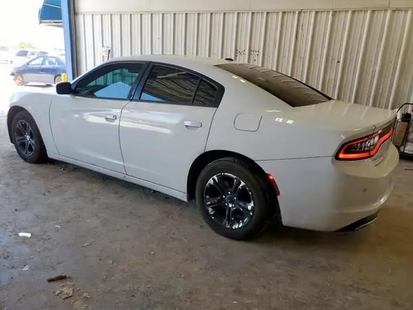 2C3CDXBG0KH698990 2019 DODGE CHARGER - Image 2